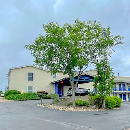 Scottish Inns Motel - Osage Beach